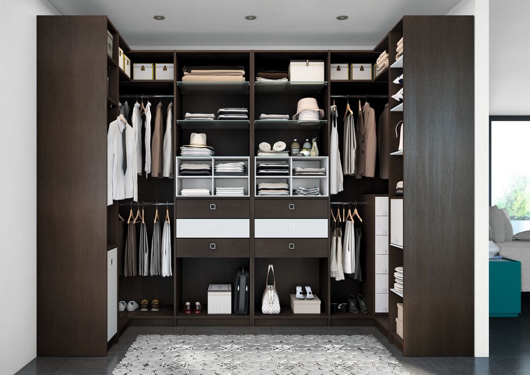 Présentation Installer un petit dressing en U dans un espace restreint : l'avis de l'expert !